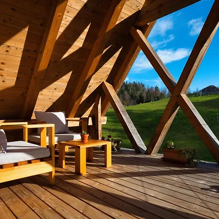 House On The Hill Διαμέρισμα Spodnja Idrija