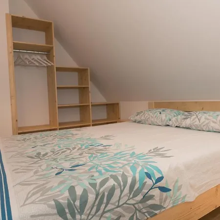 아파트 House On The Hill Spodnja Idrija