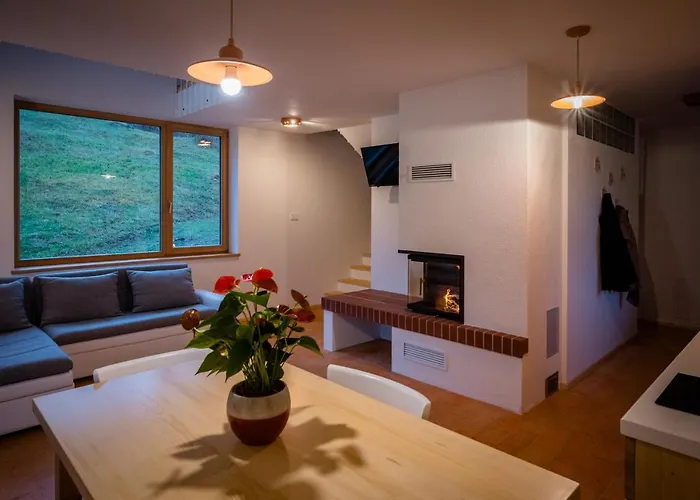 Apartma House On The Hill *